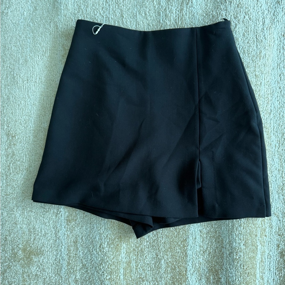 Zara Black Mini Skort